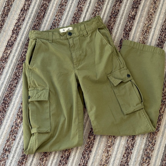 Madewell Olive Utility Pants in Light Olive - Picture 4 of 6